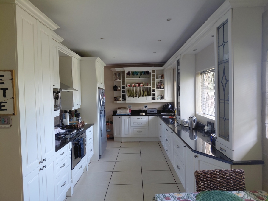 5 Bedroom Property for Sale in Vanes Estate Eastern Cape